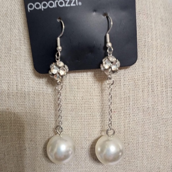 paparazzi Jewelry - Nautical Nostalgia White Earrings NWT